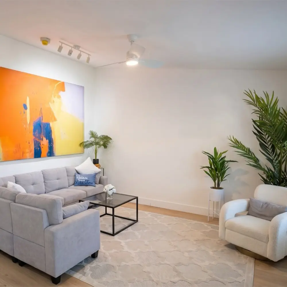 Living Room 01