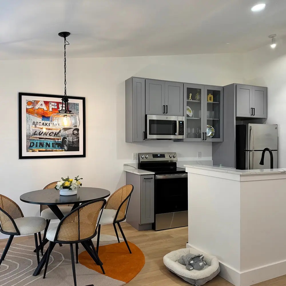 Dinning Room 02